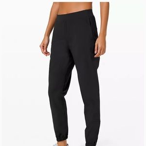 Lulu lemon joggers size 2